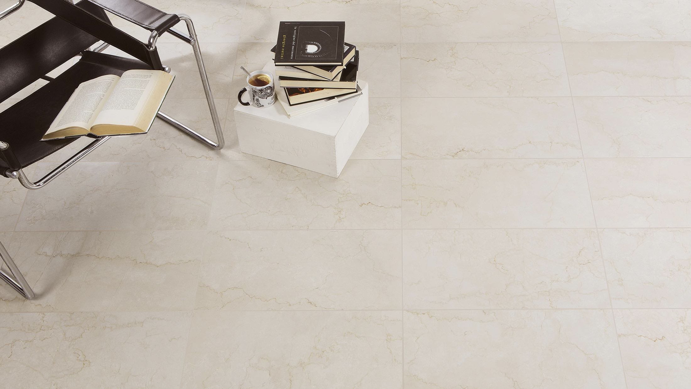 Suelo de mármol Boticcino - Boticcino marble floor
