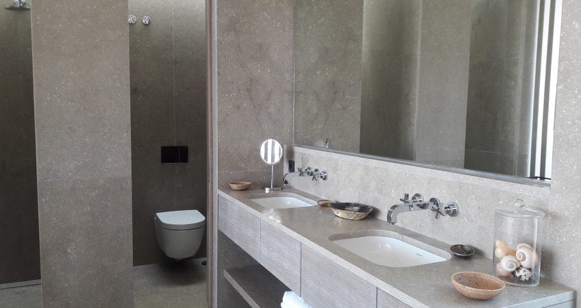 Customized marble bathroom countertops  
