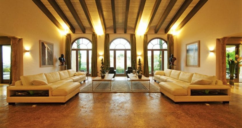 Classic decoration with Travertine marble  