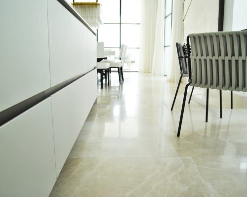Premium Beige marble floor - Marbella VI - Suelo mármol Crema Premium